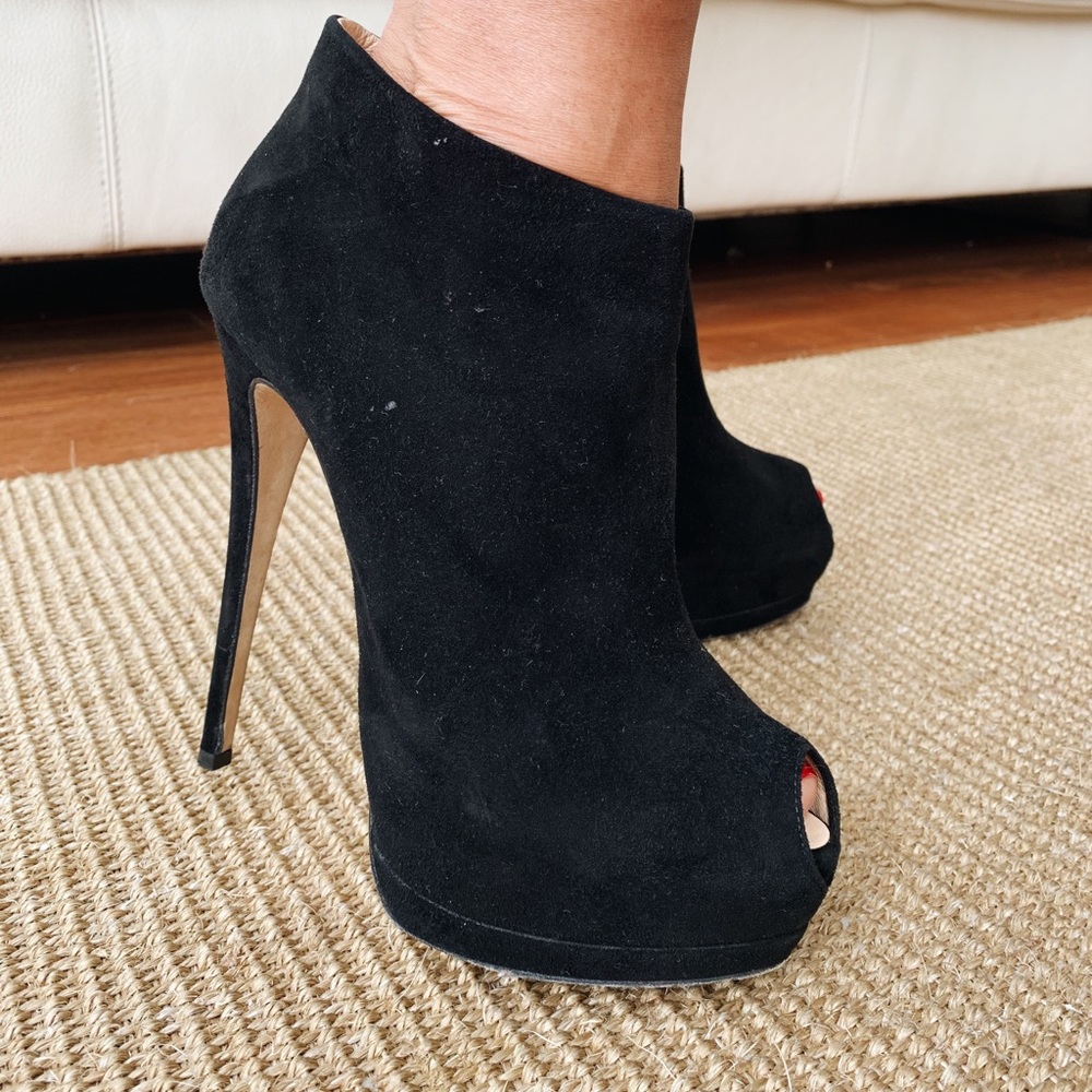 Authentic Saint Laurent High Heels Boots